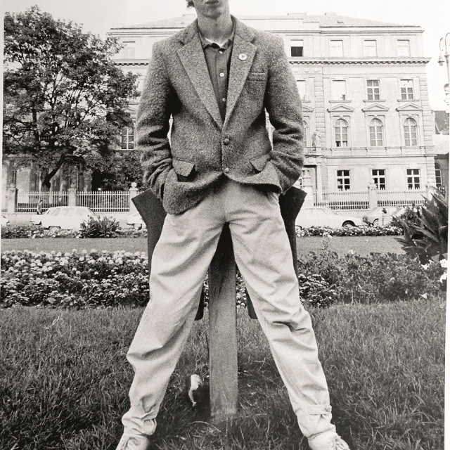 Na mladoga Jaju veliki utjecaj su imali bendovi T-Rex i Slade.