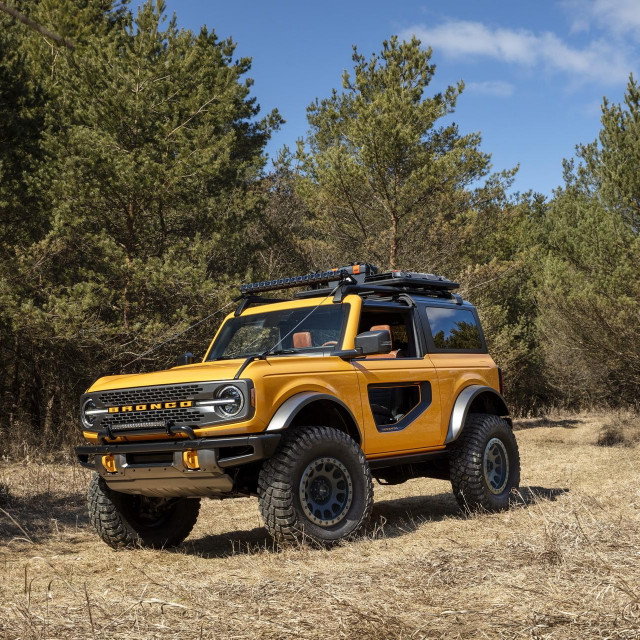 Pre-production 2021 two-door Bronco Black Diamond series in Cyber Orange Metallic Tri-Coat with available Sasquatch™ off-road package.