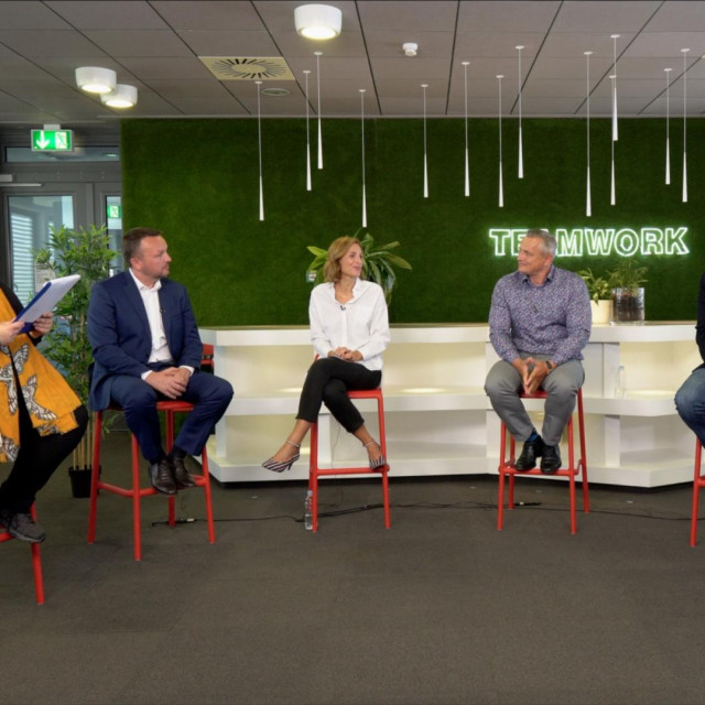 Vedrana Pribičević (ZŠEM), Berislav Horvat (EY), Anita Letica (Philip Morris), Jiří Dvorjančanský (A1), Tomislav Balun (IBM), Tomislav Bilić (Inchoo)