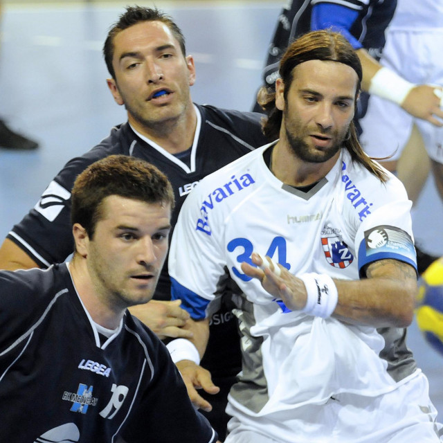 Prije samo 11 godina Medveščak je igrao finale Kupa protiv Zagreba, za kojeg je tada nastupio i veliki Ivano Balić