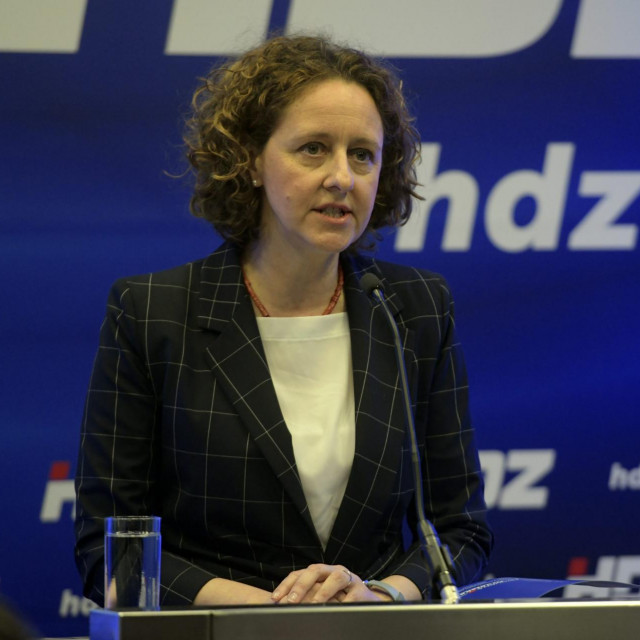 Nina Obuljen Koržinek