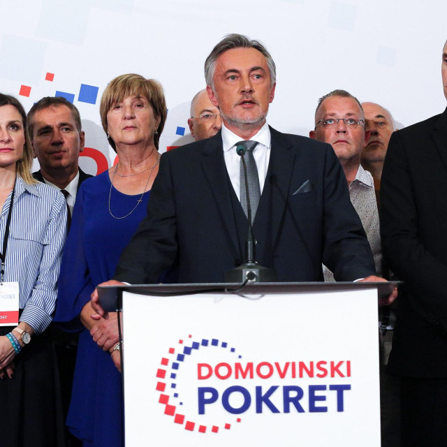 Ruža Tomašić, Miroslav Škoro, Zlatko Hasanbegović, Ivan Penava
 