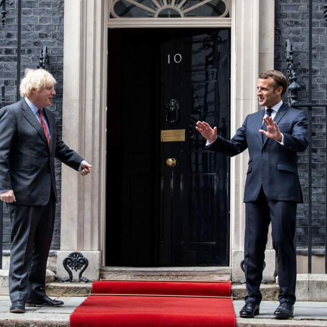 Boris Johnson i Emmanuel Macron 