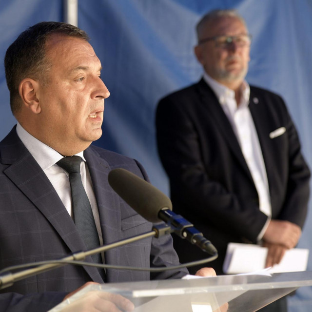 Vili Beroš, Davor Božinović