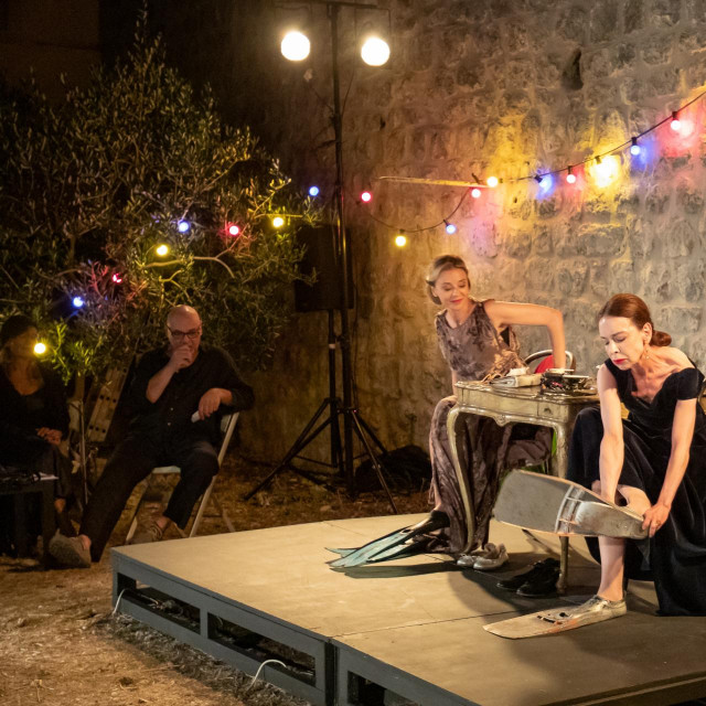 Predstava Mara i Kata