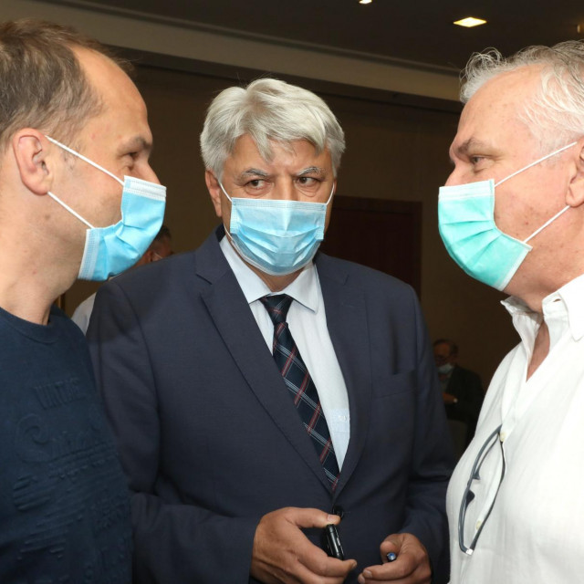 Siniša Hajdaš Dončić, Zlako Komadina, Rajko Ostojić