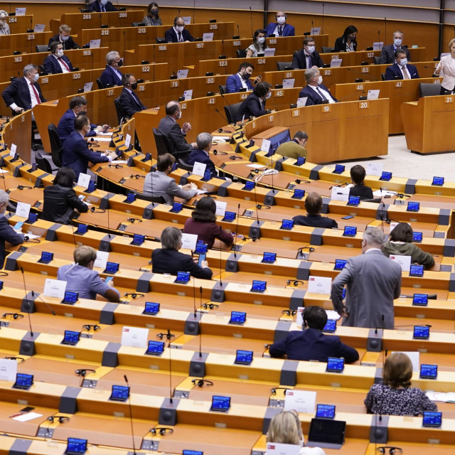 Ursula von der Leyen, predsjednica Europske komisije, obraća se Europskom parlamentu