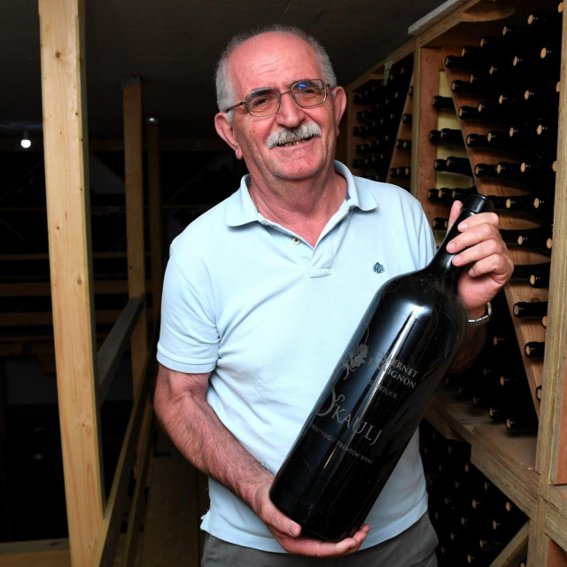 Šime Škaulj, vinar iz Nadina, vlasnik vinograda i vinarije