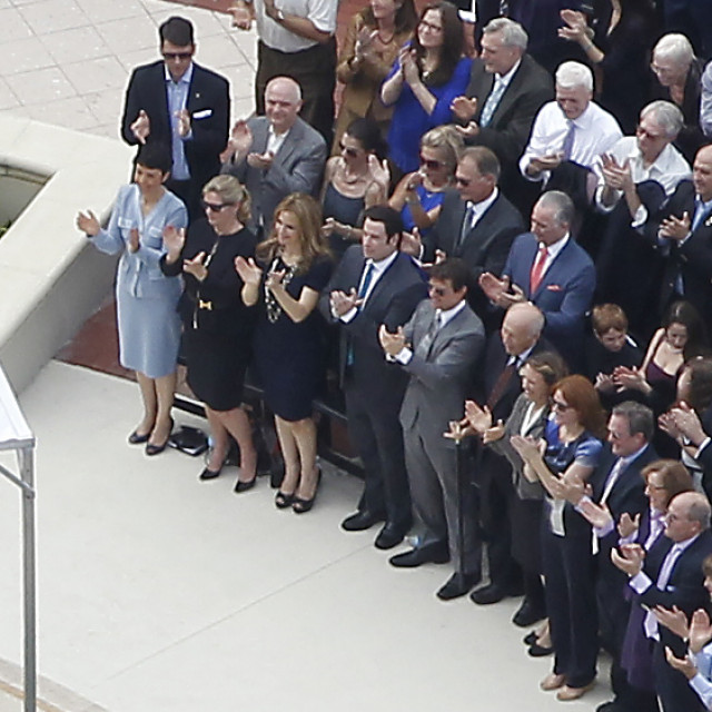 Tom Cruise, John Travolta i Kelly Preston na okupljanju Scijentološke crkve 2013. godine sjedili su zajedno u prvom redu.