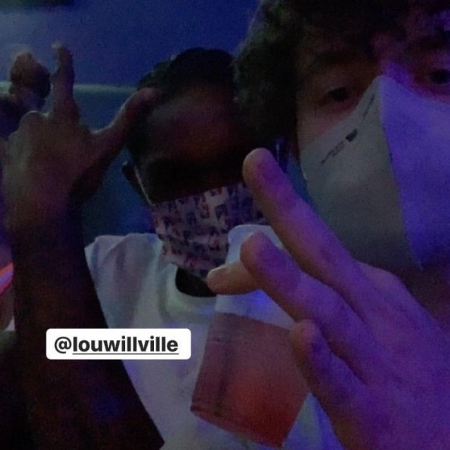 'Nikad ne biste pogodili gdje sam', stoji na jednoj od fotki s Instagrama