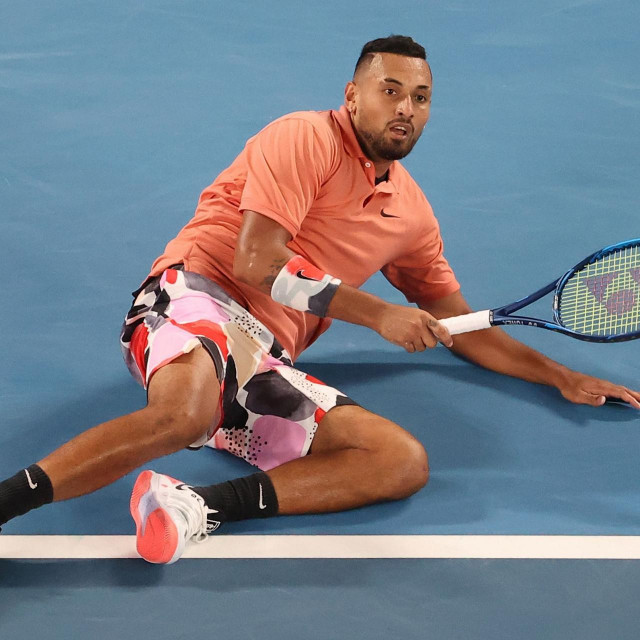 Nick Kyrgios zabio si je još jedan u nizu autogolova