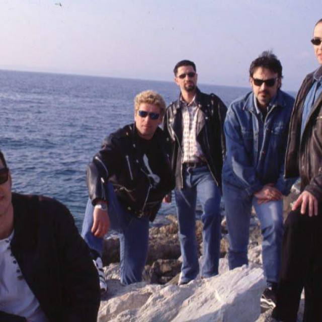 Daleka Obala, arhivska fotografija