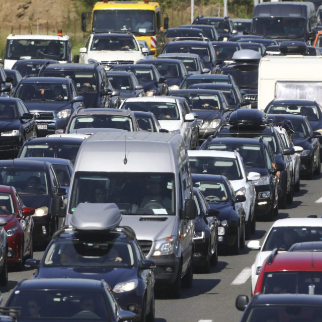 Naplatna postaja Lučko