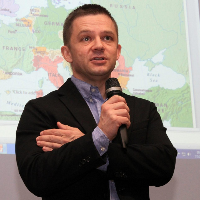 Tvrtko Jakovina