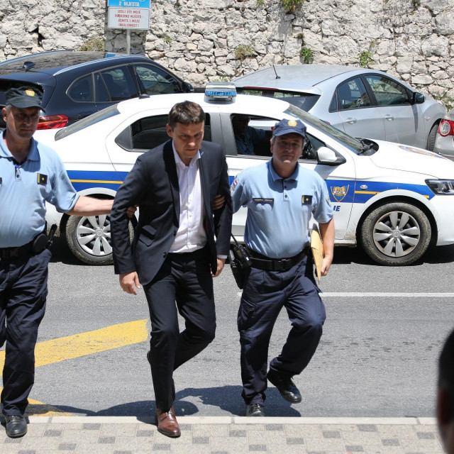 Nikolina Rukavina (sredina) priveden je u lipnju prošle godine