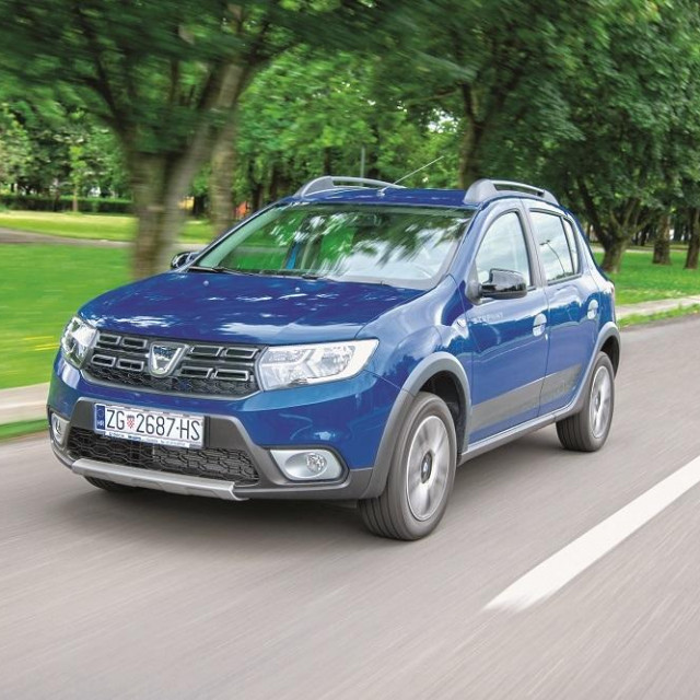 Zagreb, 060720.
Dacia Sandero.