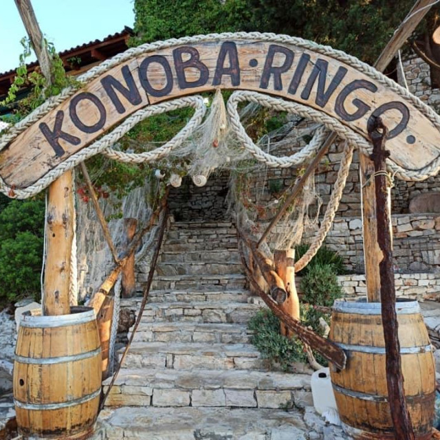 konoba ringo hvar