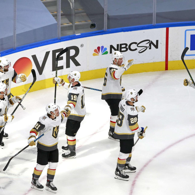 Slavlje hokejaša Vegas Golden Knightsa nakon pobjedničkog pogotka
