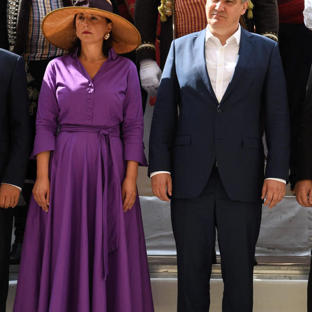 Sanja Milanović odvažila se za veliki obod na šeširu i nije pogriješila...