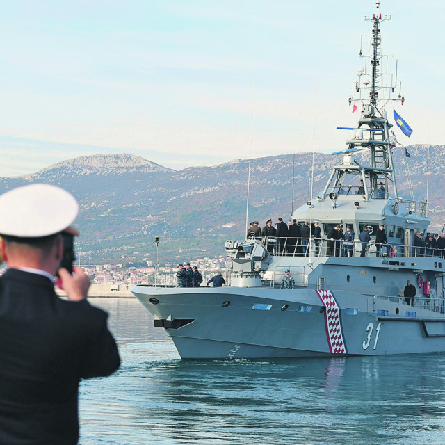 Obalni ophodni brod Hrvatske ratne mornarice