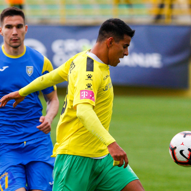 Ramon Mierez (u žutom dresu)