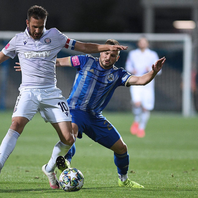 Petar Gluhaković (desno)