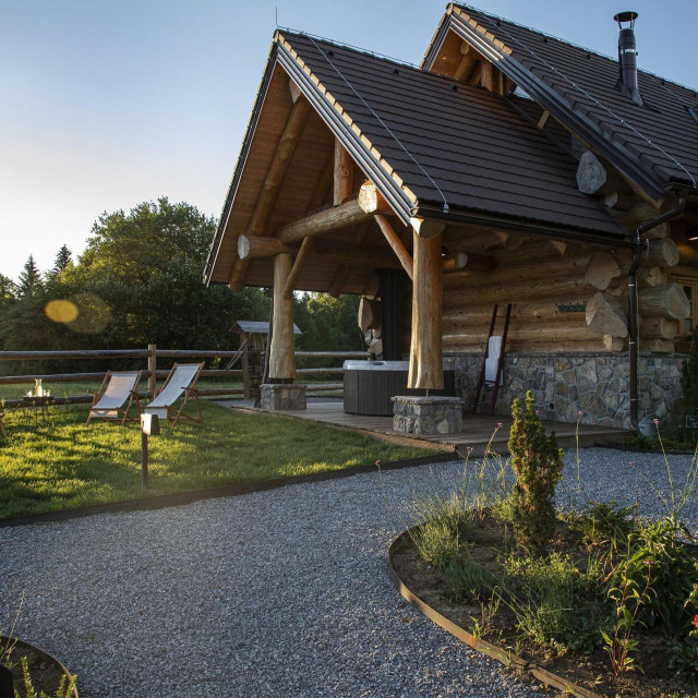 Ekokuća Divjake Log Home u Hlevcima