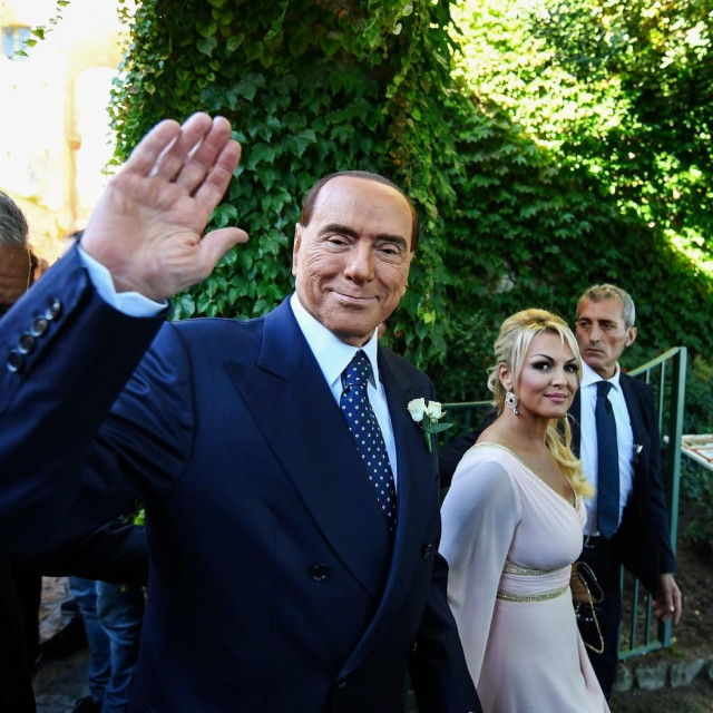 Silvio Berlusconi i Francesca Pascale