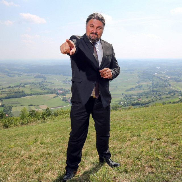 Mladen Kešer