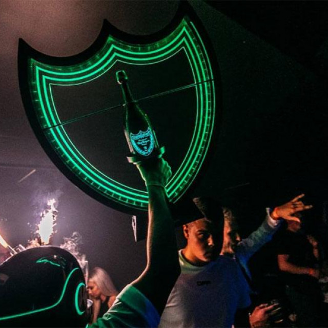 Noćni klub Makarana