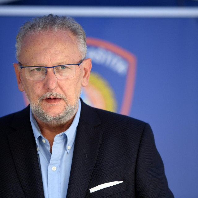 Davor Božinović
 