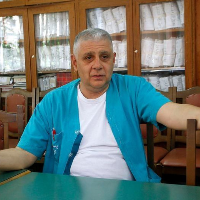 Dr. Milan Stefanović