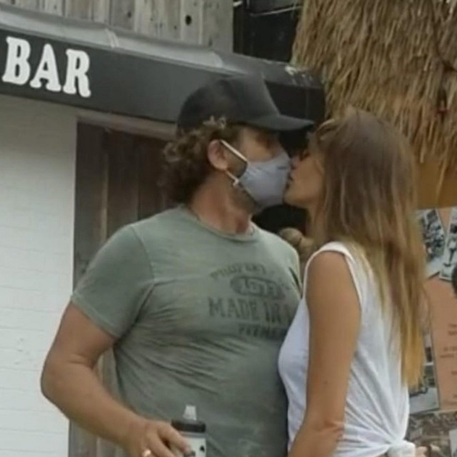 Gerard Butler i Morgan Brown