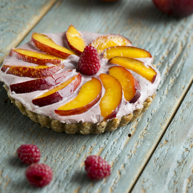 Zagreb, 250615.
Autorica kolaca Mihaela Devescovi napravila je seriju raw food kolaca prema svojim receptima 