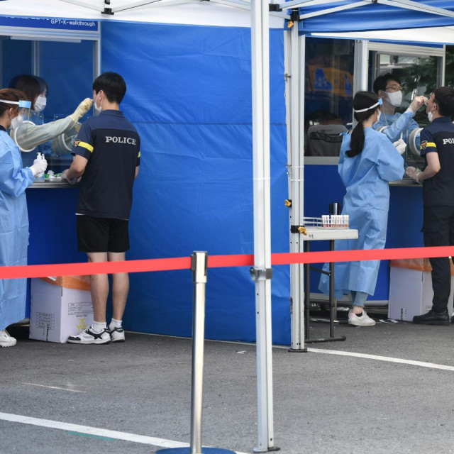 Testiranje na koronavirus u Seulu