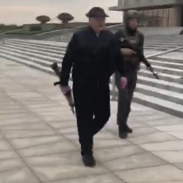 Naoružani Lukašenko