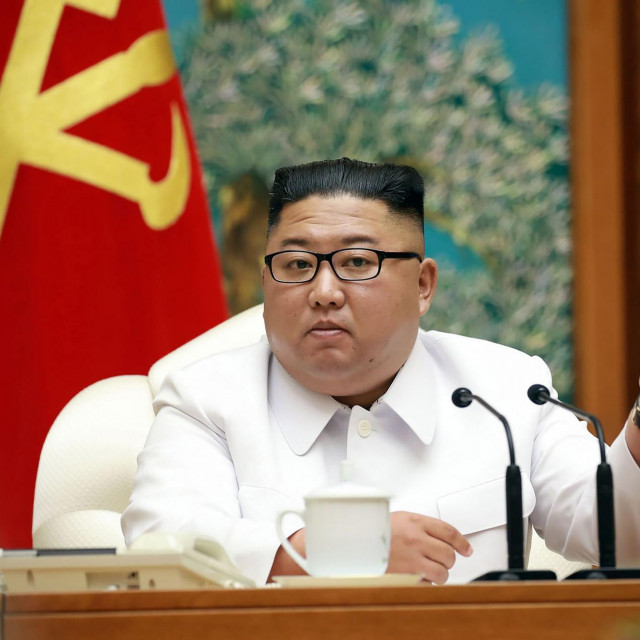 Kim Jong-un na sastanku Radničke partije Sjeverne Koreje krajem srpnja 2020. godine