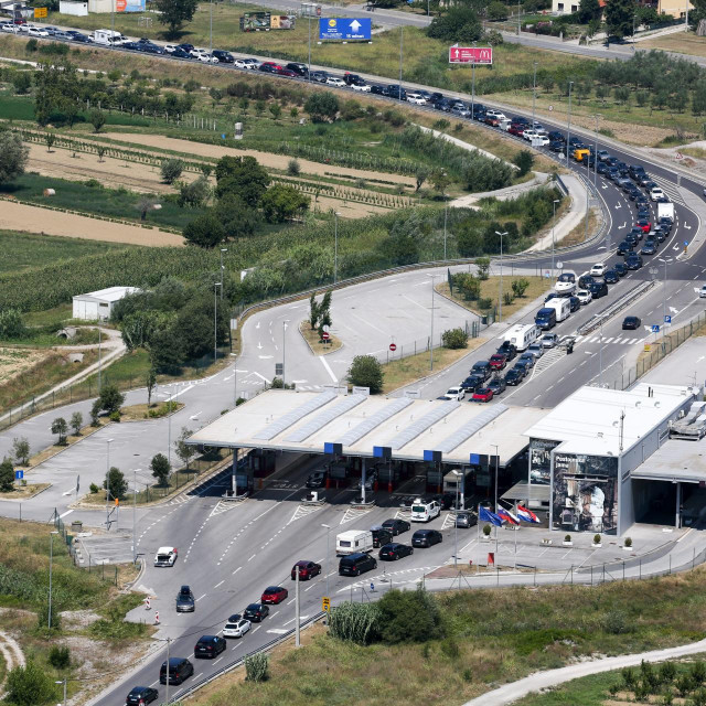 Granični prijelaz Kaštel, arhivska fotografija