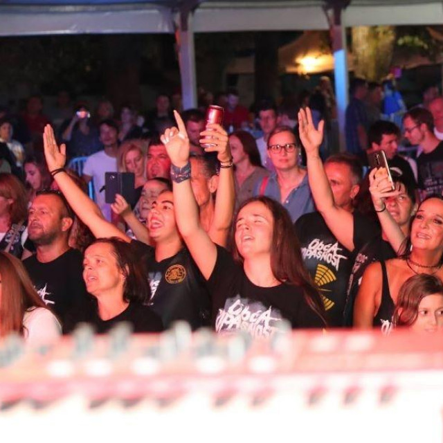 Koncert grupe Opća opasnost u Slatini