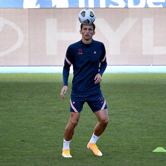 Ante Budimir na treningu hrvatske reprezentacije