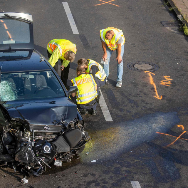 Sudar motocikla i automobila prije nekoliko dana u Berlinu na autocesti A 100 (ilustracija)