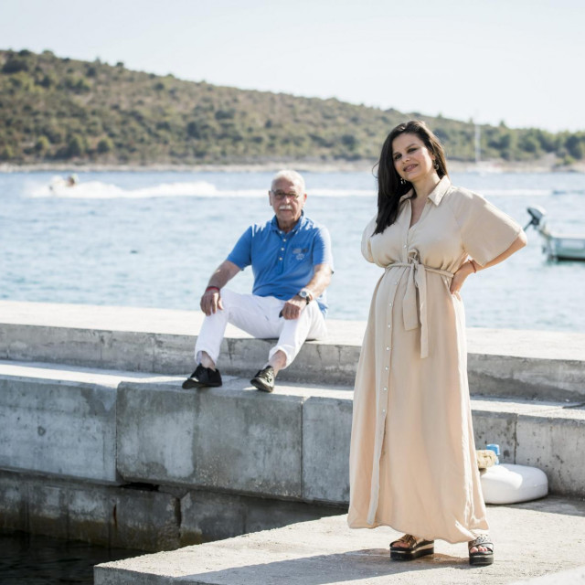 Tisja Kljaković u razgovoru s novinarom Dobroslavom Silobrčićem