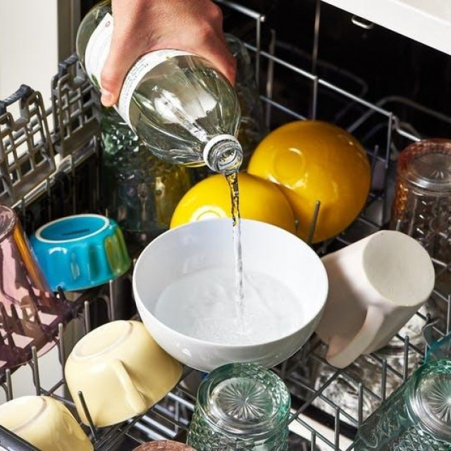 Joe Lingeman/Apartment Therapy