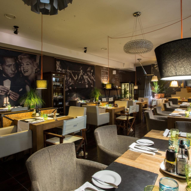 Osijek, 150119.
Izbor Dobrih restorana, restoran Lumiere u Osijeku.
Na fotografiji: Interijer restorana Lumiere.