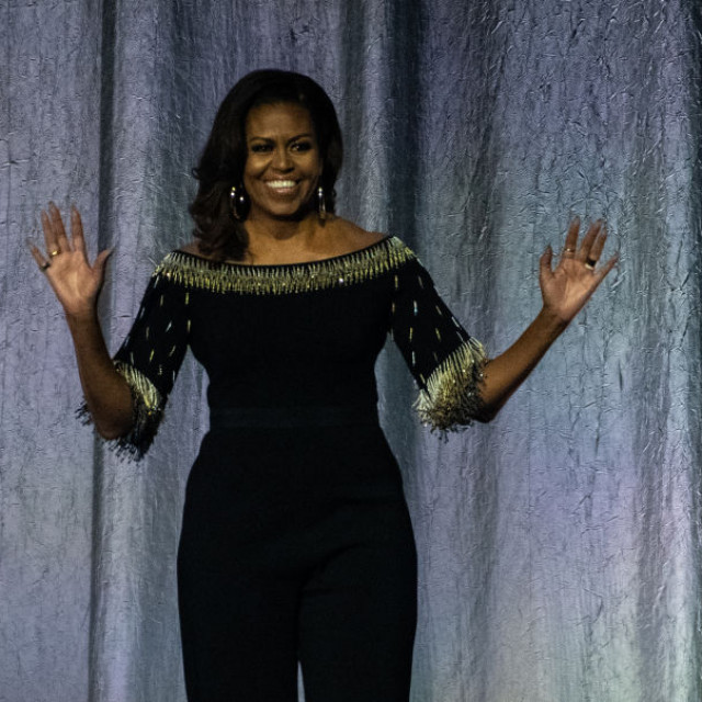 Bivša prva dama u svom podcastu s gostima će razgovarati o najbližim odnosima.