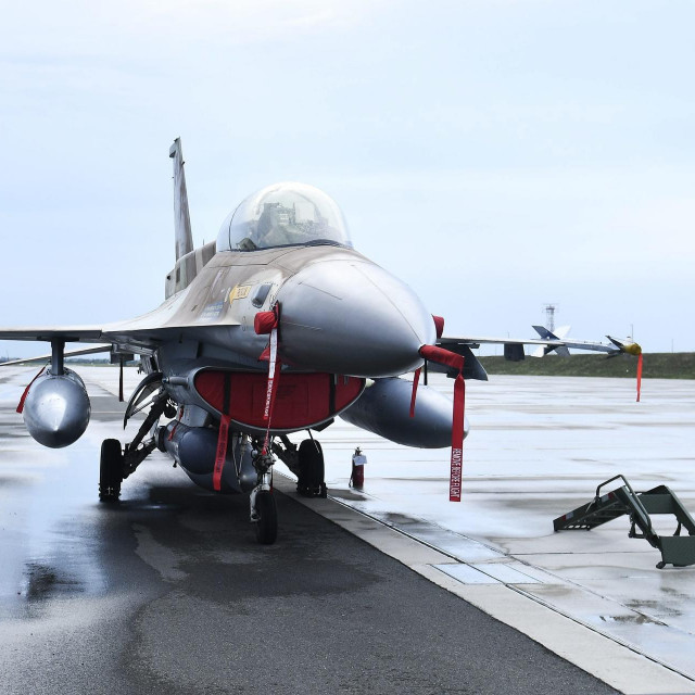 F-16 Barak