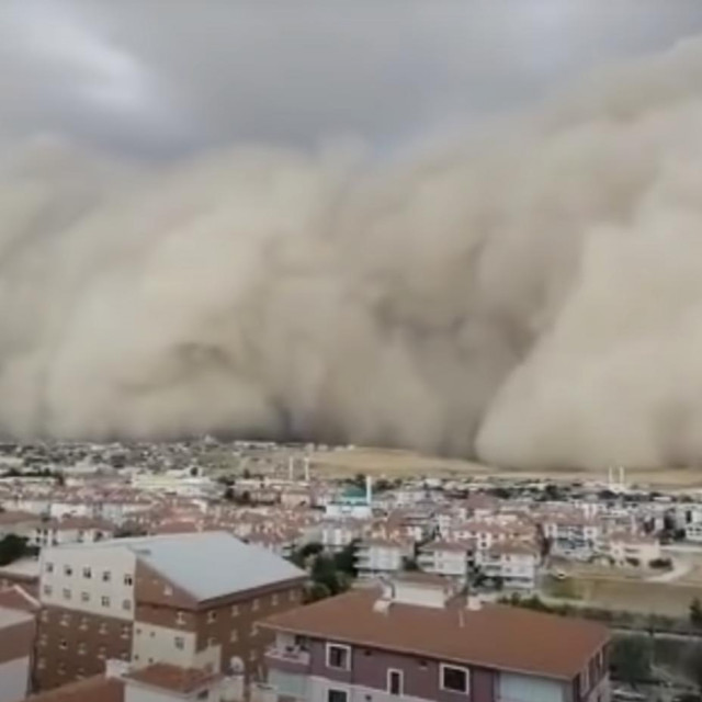 Pješčana oluja u provinciji Ankara