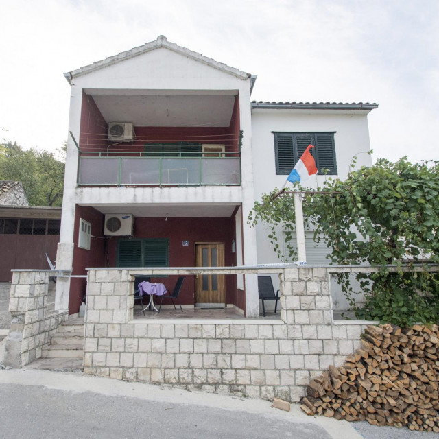 Kuća u kojoj je pronađeno tijelo ubijenog mladića