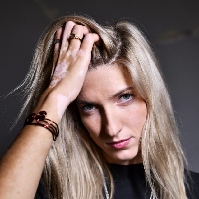 Kad se dogodio, bila sam u potpunom mraku, i sve se počelo tresti, ljuljati. Mislila sam da je san, da ću u tom trenutku umrijeti
