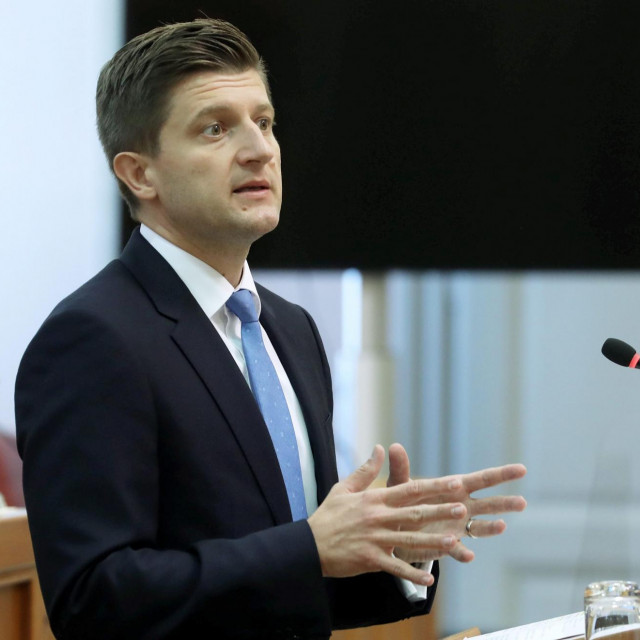 Zdravko Marić